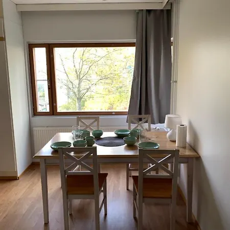 Spacious Family Apt By Metro, Beach, Shopping Centre, Golf, Parks Hotel