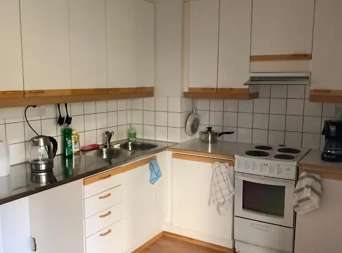 Hotel Spacious Family Apt By Metro, Beach, Shopping Centre, Golf, Parks