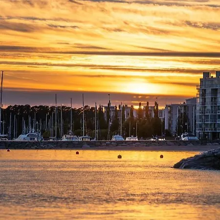 Hotel Spacious Family Apt By Metro, Beach, Shopping Centre, Golf, Parks *